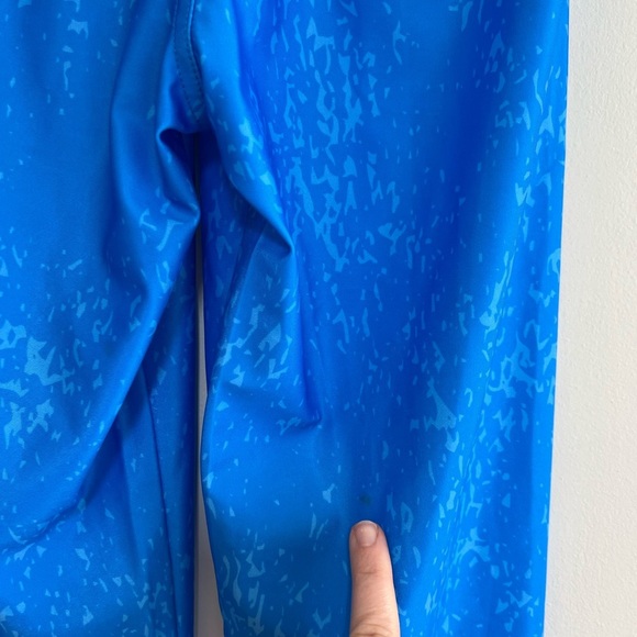 Zubaz NFL Team Apparel San Diego Chargers Distressed Gradient Leggings, size M - Picture 6 of 10